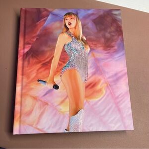 Taylor swift era tour book